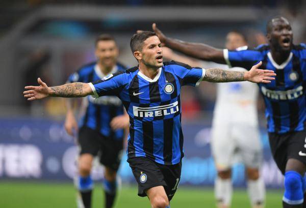 月中的卓越 月中的卓越