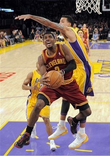 他在多个关 他在多个关