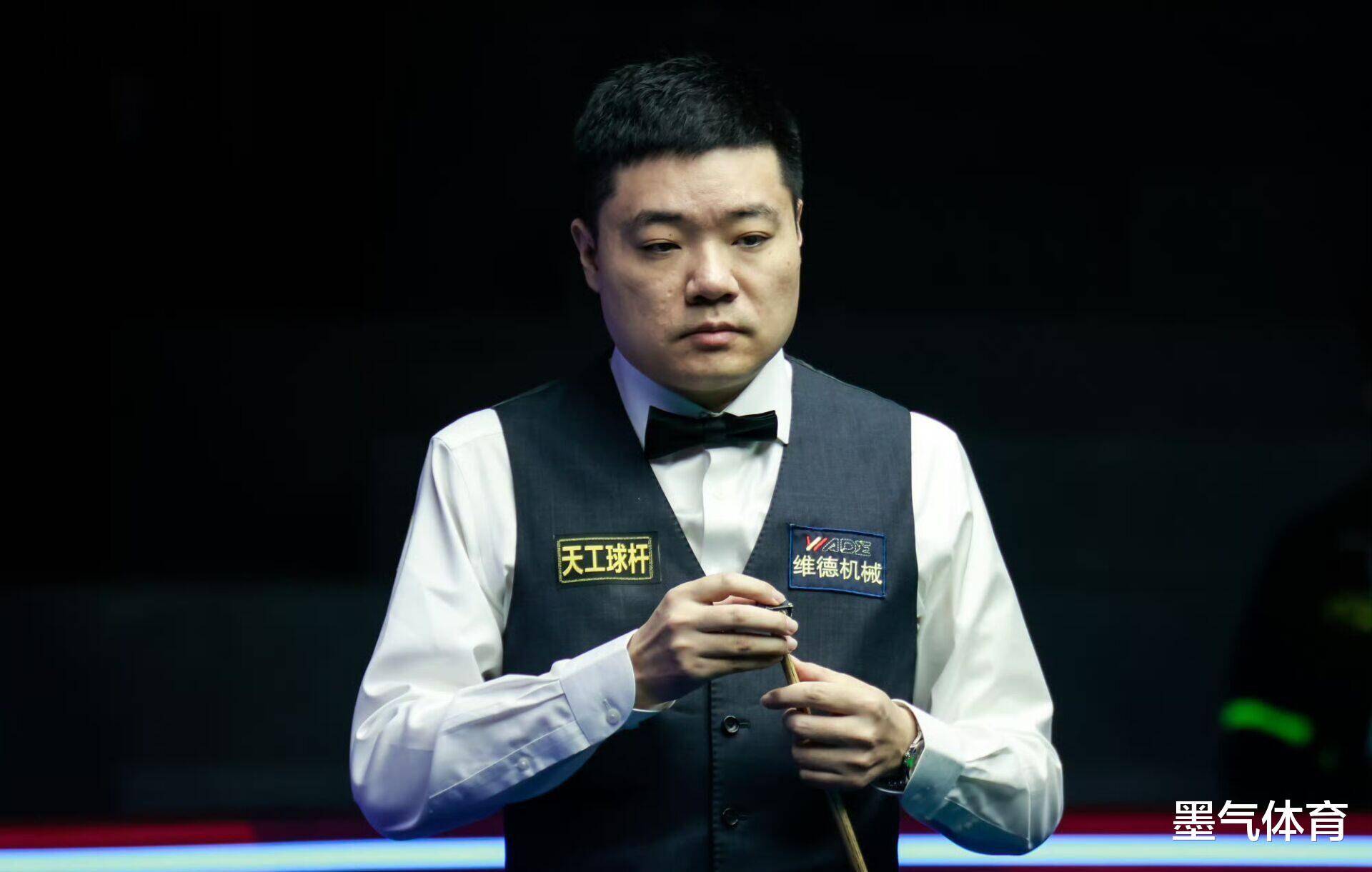 了一个吸引 了一个吸引